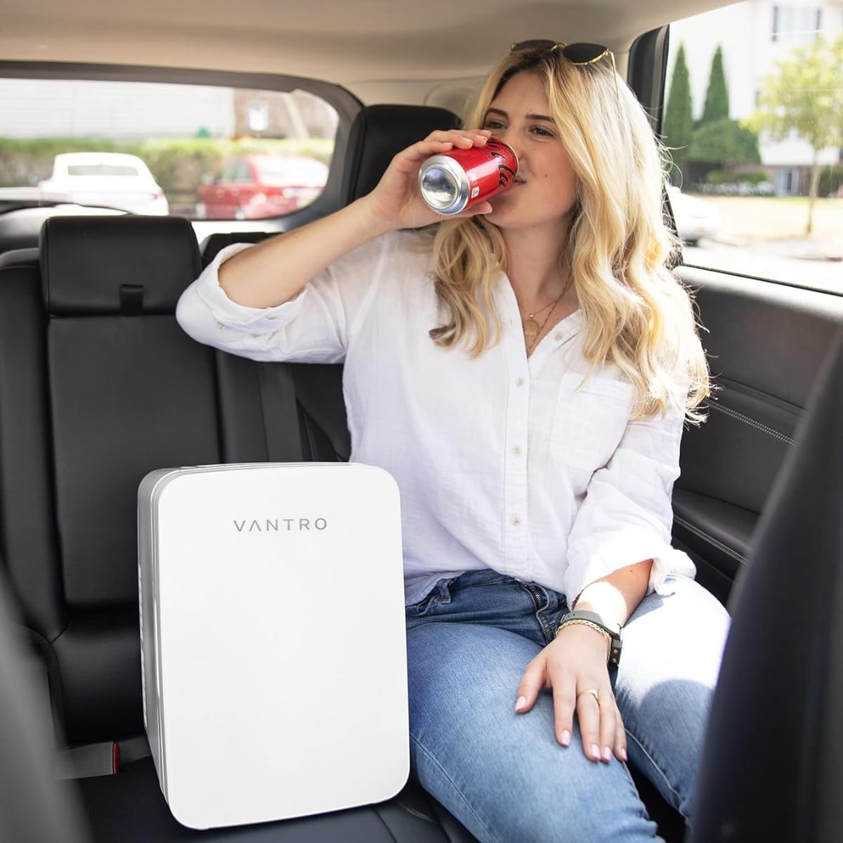 VANTRO Car Mini Fridge Model :: R10